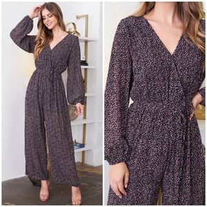 LAST ONE❗VERY J Nordstrom Navy Blue Abstract Print Long Sleeves Jumpsuit